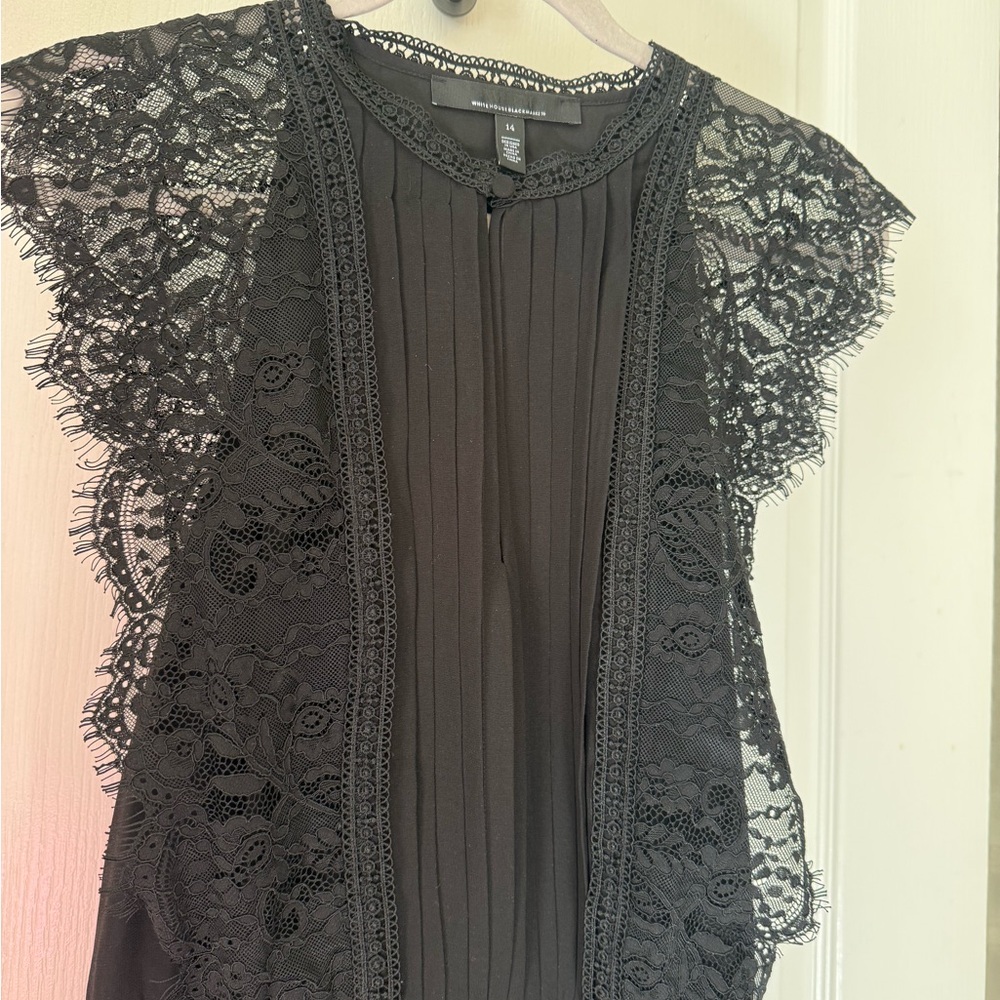 Elegant Black Lace Dress - Picture 3 of 3